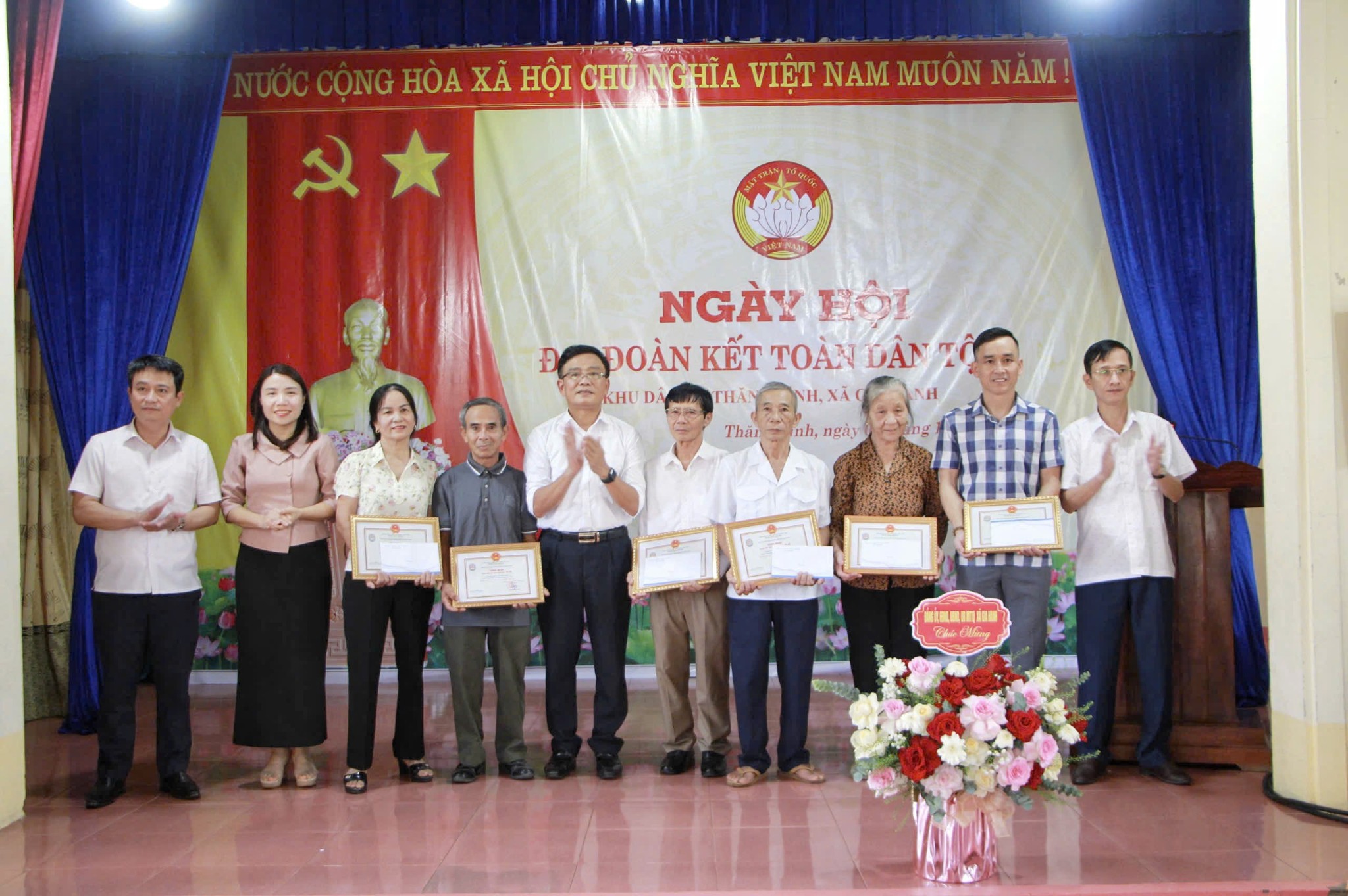 Vui Ngày hội Đại đoàn kết toàn dân tại thôn Thăng Bình