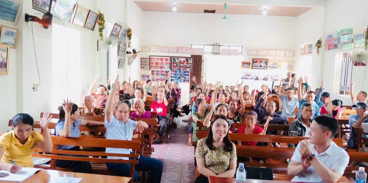 Các hộ dân thôn Phong Sơn - xã Gia Hanh đồng tình thống nhất với việc chuyển đổi ruộng đất lần 3 
