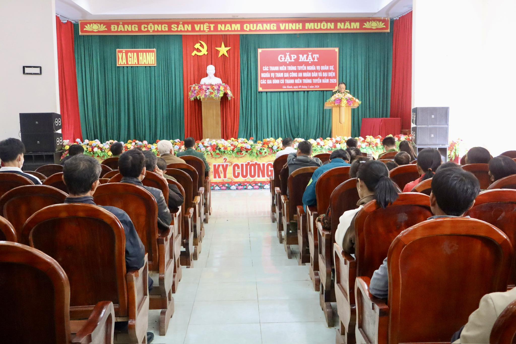 Gặp mặt thanh niên trúng tuyển nghĩa vụ quân sự, nghĩa vụ tham gia Công an nhân dân năm 2026