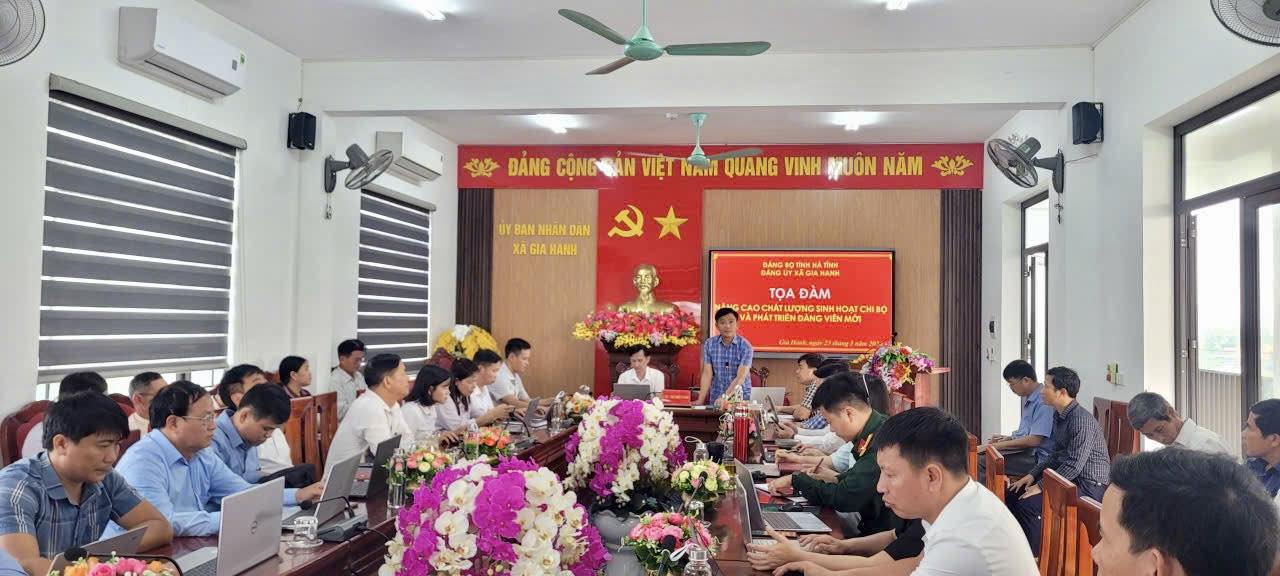 Toạ đàm nâng cao chất lượng sinh hoạt chi bộ và phát triển đảng viên