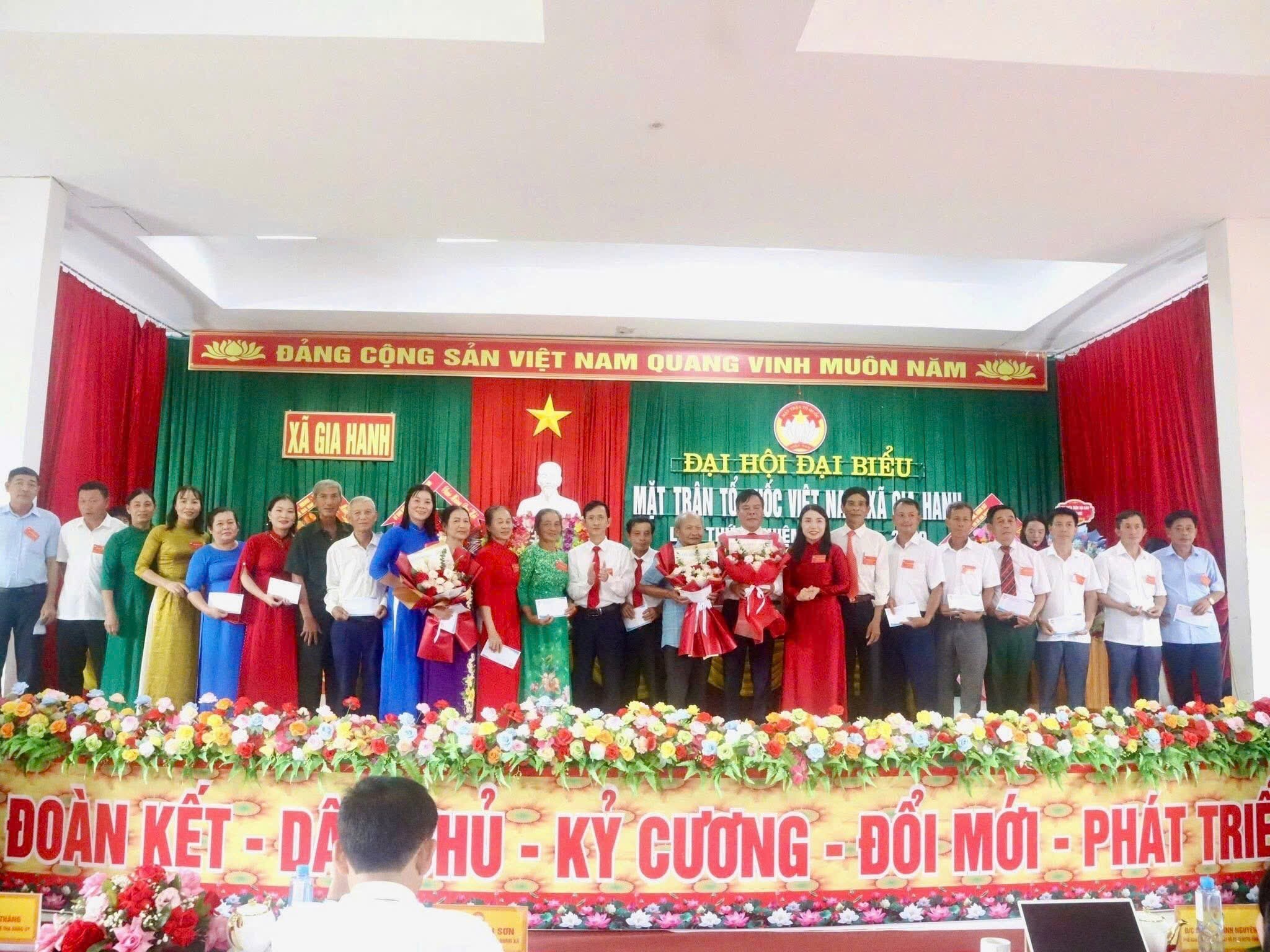Đại hội đại biểu Mặt trận tổ quốc Việt Nam xã Gia Hanh lần thứ I