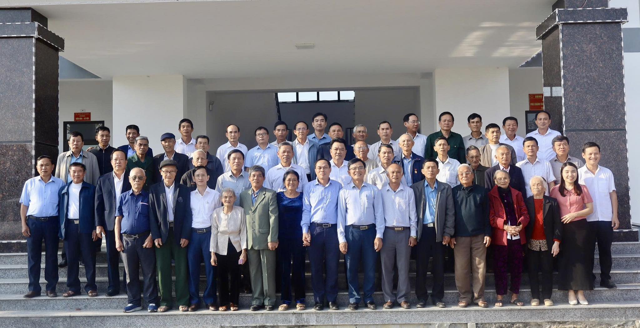 Gặp mặt các đồng chí nguyên lãnh đạo các xã Khánh Vĩnh Yên, Gia Hanh, Thanh Lộc (cũ)