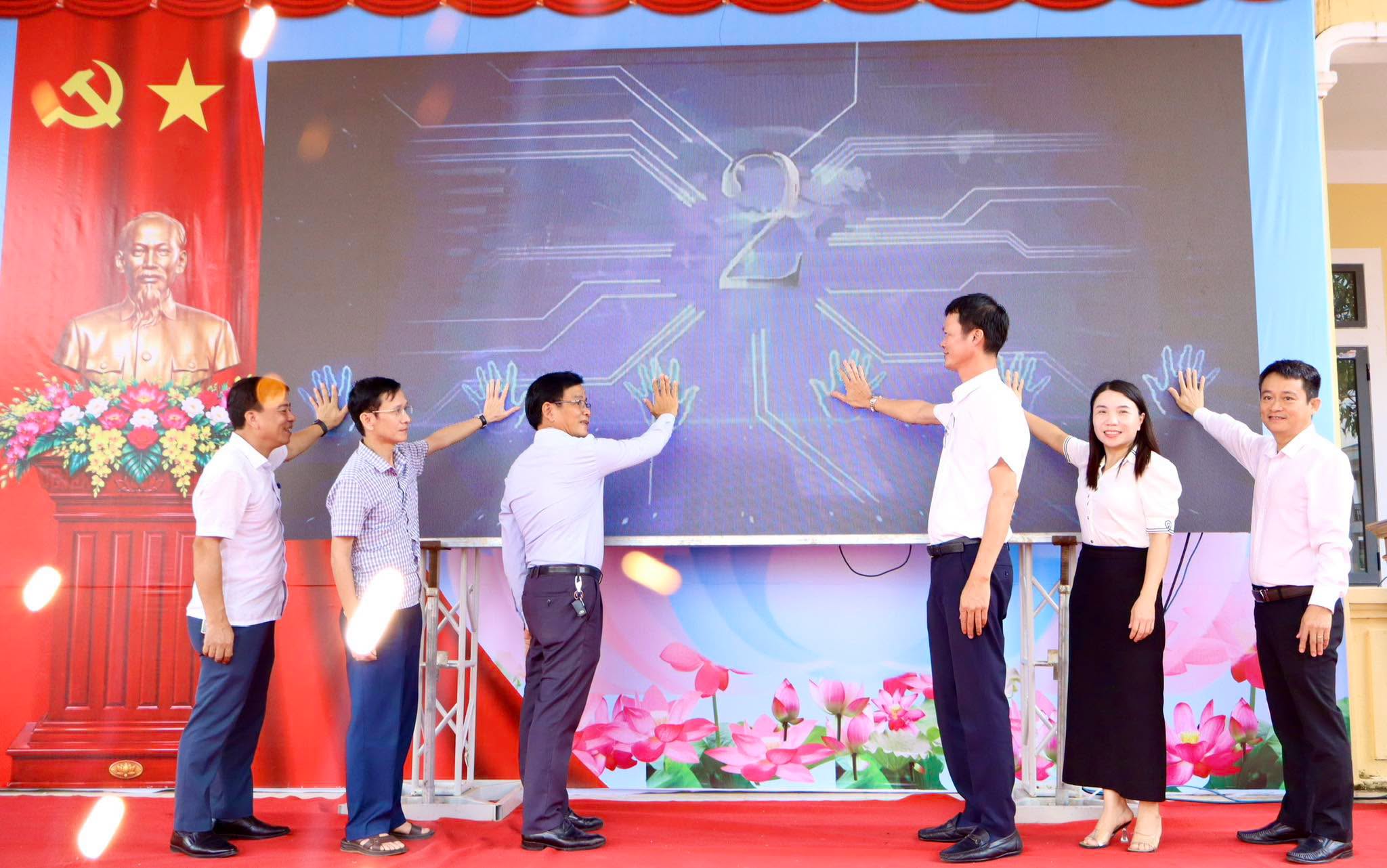 Gia Hanh phát động Tuần lễ hưởng ứng học tập suốt đời và Ngày hội chuyển đổi số năm 2026