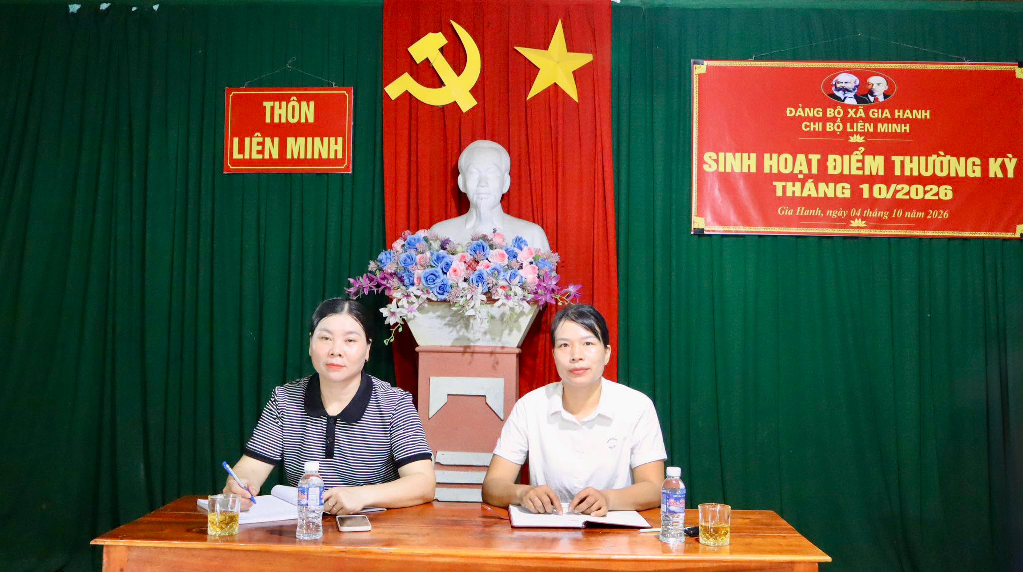 Sinh hoạt chi bộ điểm tại Chi bộ thôn Chiến Thắng và Chi bộ thôn Liên Minh