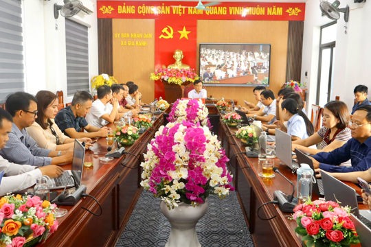 Gia Hanh tổ chức các điểm cầu Hội nghị toàn quốc nghiên cứu, học tập, quán triệt và triển khai thực hiện một số Nghị quyết, Chỉ thị của Bộ Chính trị