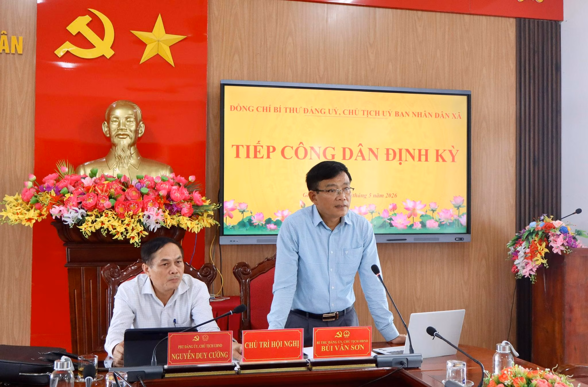 Lãnh đạo xã Gia Hanh tiếp công dân định kỳ tháng 5