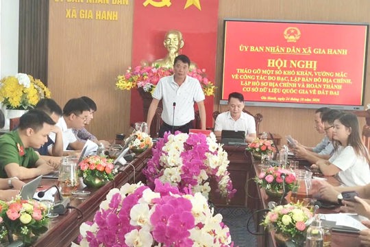 Tháo gỡ khó khăn, vướng mắc trong công tác quản lý đất đai 