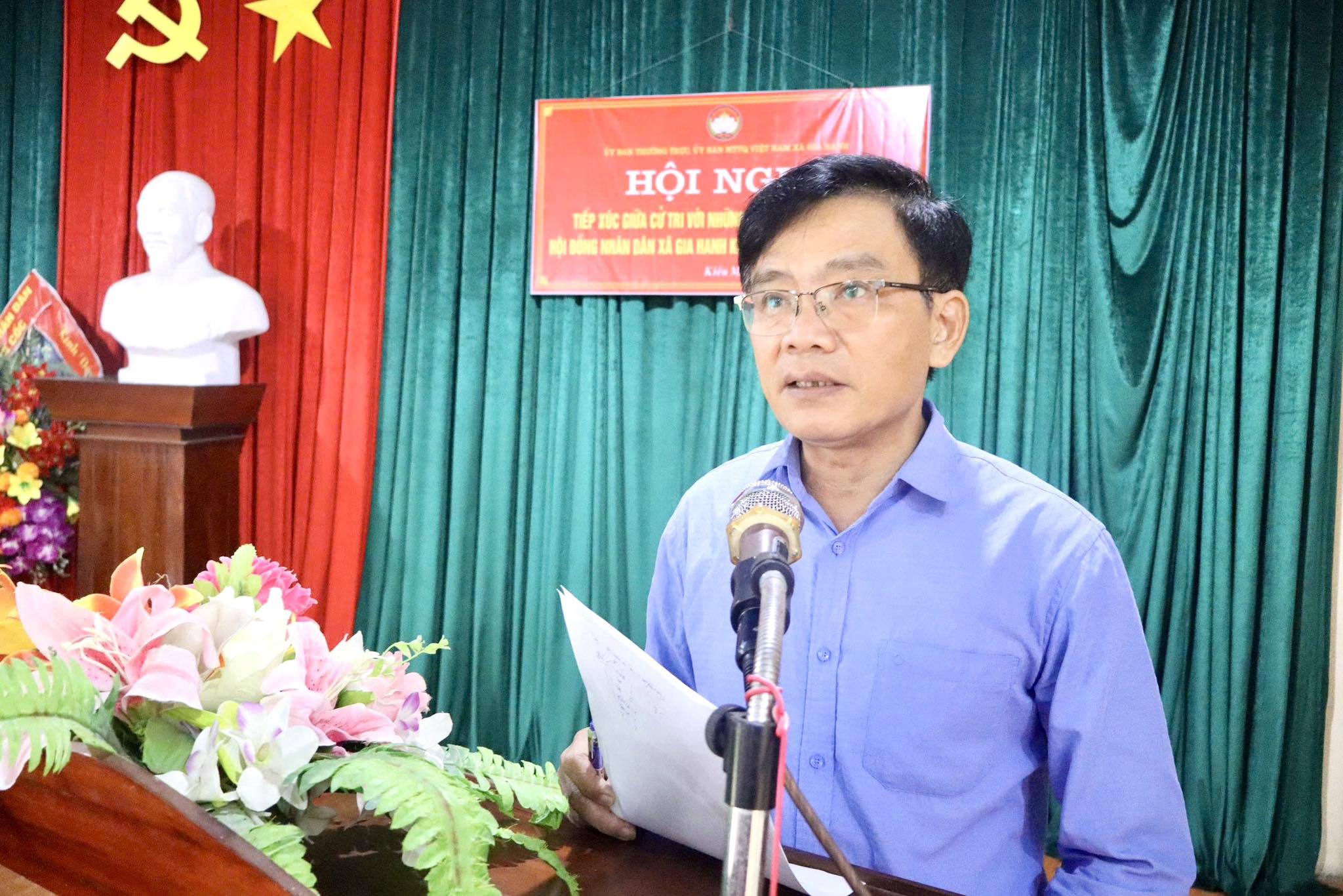 Ứng cử viên đại biểu HĐND xã đơn vị bầu cử số 1, số 4, số 5 tiếp xúc cử tri, vận động bầu cử