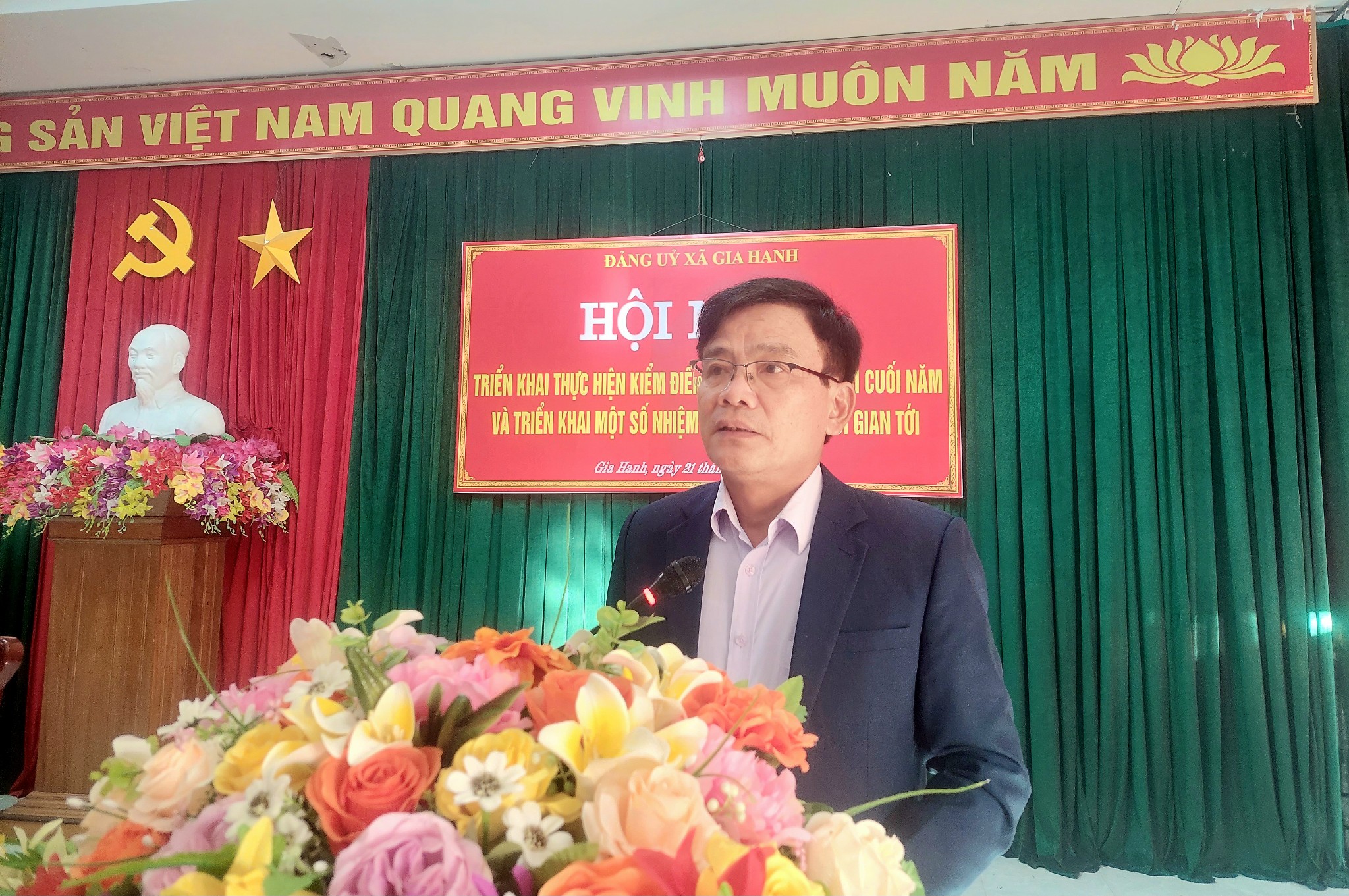Ban Thường vụ Đảng ủy xã Gia Hanh tổ chức Hội nghị quán triệt, triển khai công tác kiểm điểm, đánh giá, xếp loại chất lượng đối với tập thể, cá nhân trong hệ thống chính trị năm 2025
