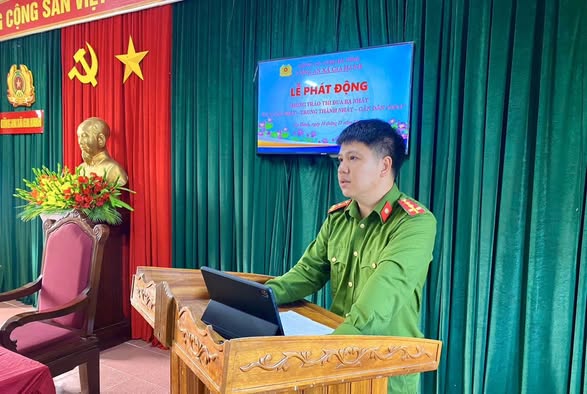 Công an xã Gia Hanh hưởng ứng phát động phong trào thi đau "Ba nhất" trong toàn đơn vị