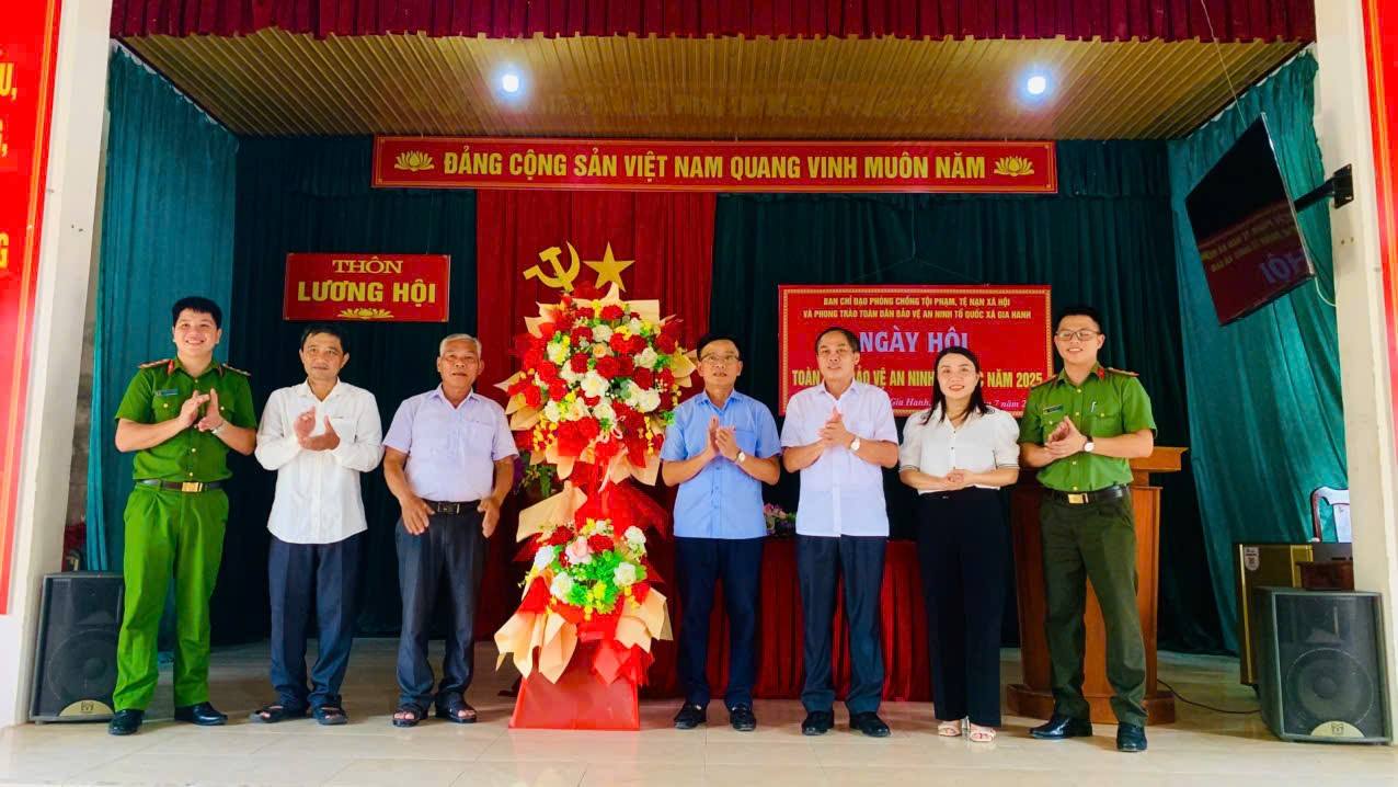 Xã Gia Hanh tổ chức "Ngày hội toàn dân bảo vệ an ninh tổ quốc" năm 2025