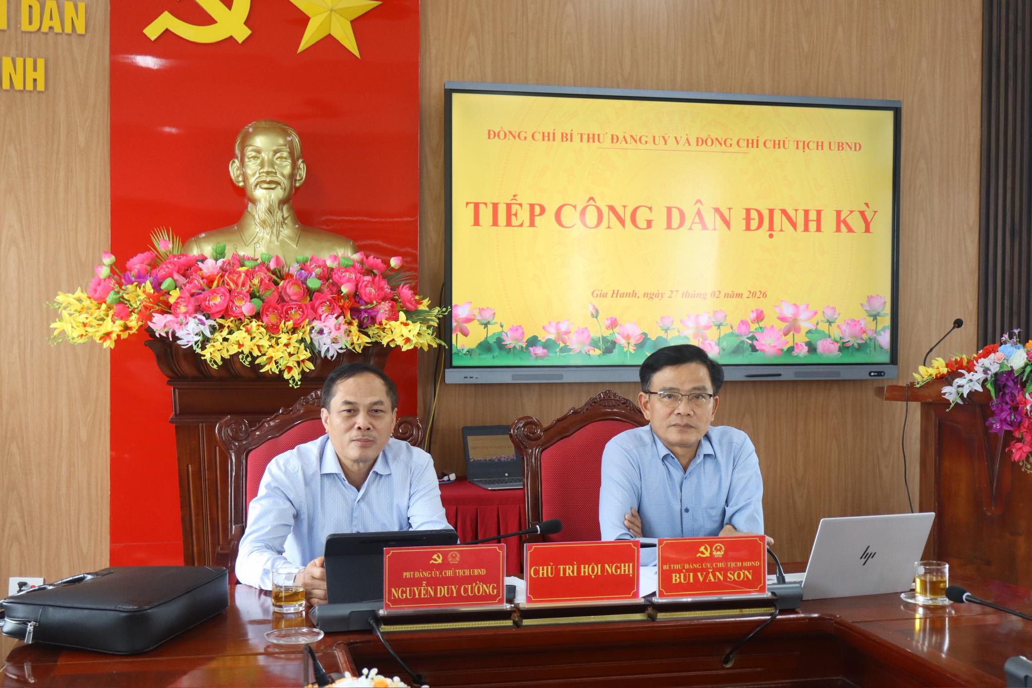 Lãnh đạo xã Gia Hanh tiếp công dân định kỳ tháng 02 